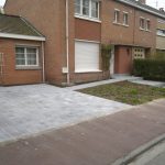 Terrasse en pavé pierre bleue et autre par ABC Paysage dans le Nord Pas de Calais près de lille
