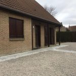 Entrée ou allée de garage en gravier par ABC Paysage, Nord Pas de Calais, Lille