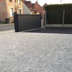 Entrée ou allée de garage en gravier par ABC Paysage, Nord Pas de Calais, Lille