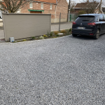 Entrée ou allée de garage en gravier par ABC Paysage, Nord Pas de Calais, Lille