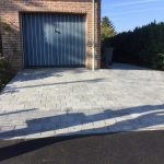 Terrasse en pavé pierre bleue et autre par ABC Paysage dans le Nord Pas de Calais près de lille