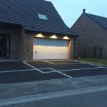 Entrée de garage en enrobé macadam par ABC Paysage dans le Nord Pas de Calais près de lille