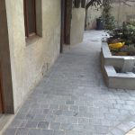 Terrasse en pavé pierre bleue et autre par ABC Paysage dans le Nord Pas de Calais près de lille