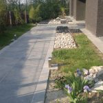 Terrasse en pavé pierre bleue et autre par ABC Paysage dans le Nord Pas de Calais près de lille