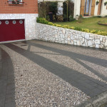 Entrée de garage mixte Pavé gravier dans le Nord près de Lille